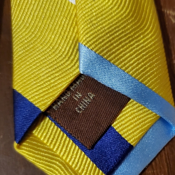 Tasso Elba Silk Diagonal Striped Tie NWOT - Picture 9 of 10